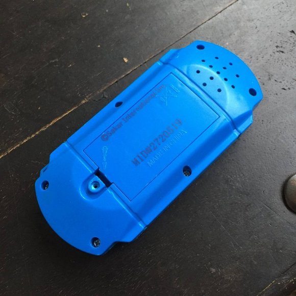 Hand Held Game Toy - Picture 7 of 8